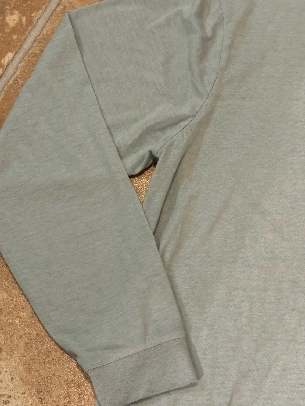 The Southern Shirt Co. long sleeve light weight light blue L/S tshirt men XL